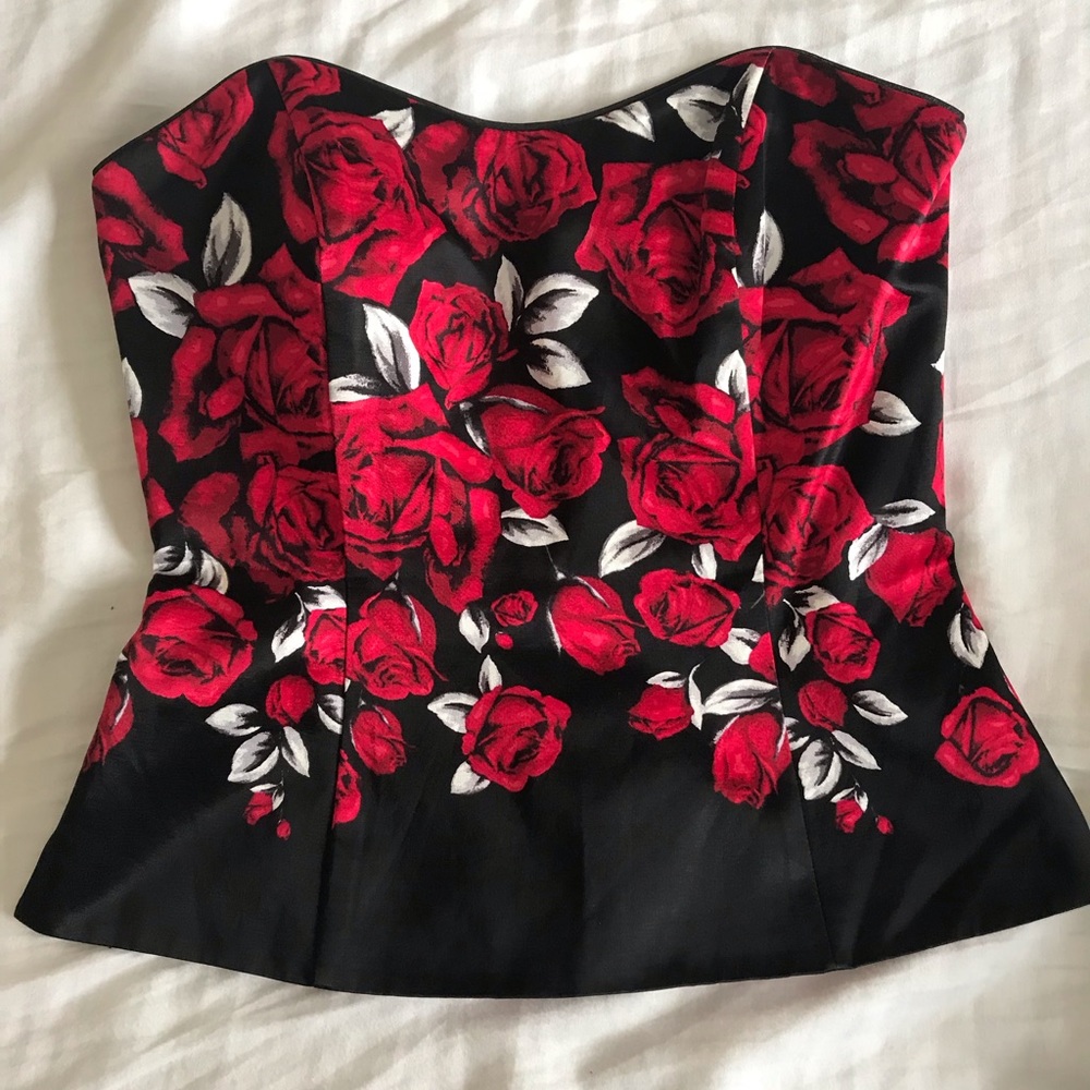 Strapless WHBM Red and black top
